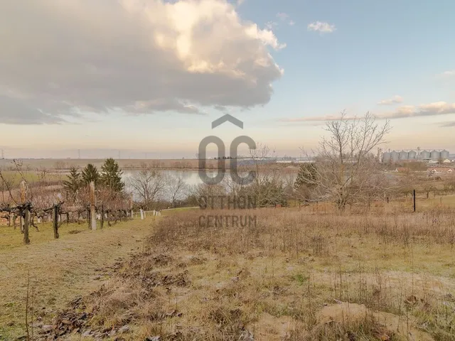 Eladó telek Bonyhád 1701 nm