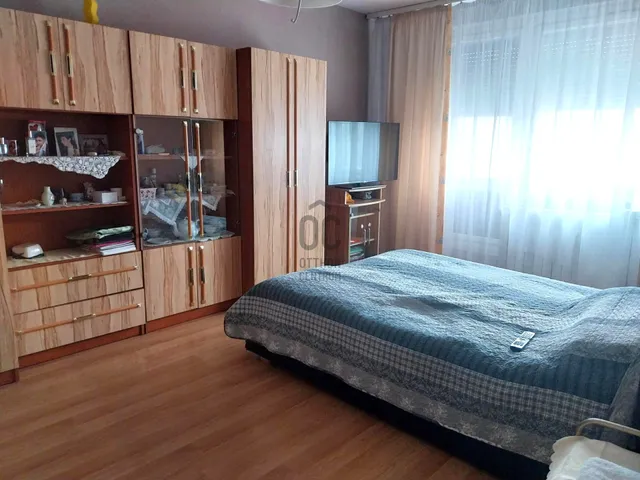 Eladó lakás Szekszárd, Bakta 57 nm