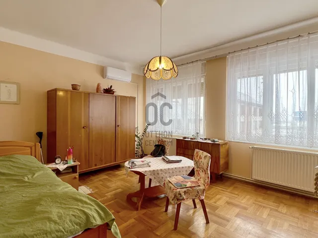 Eladó ház Szekszárd, Csatár 107 nm