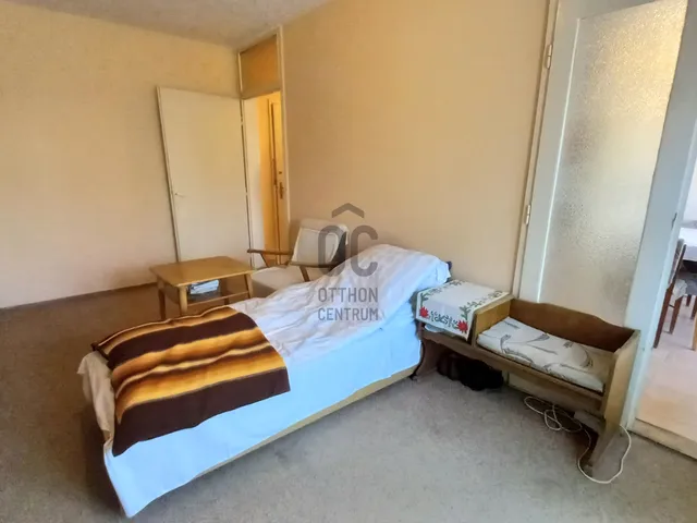 Eladó lakás Szekszárd, Újváros 34 nm