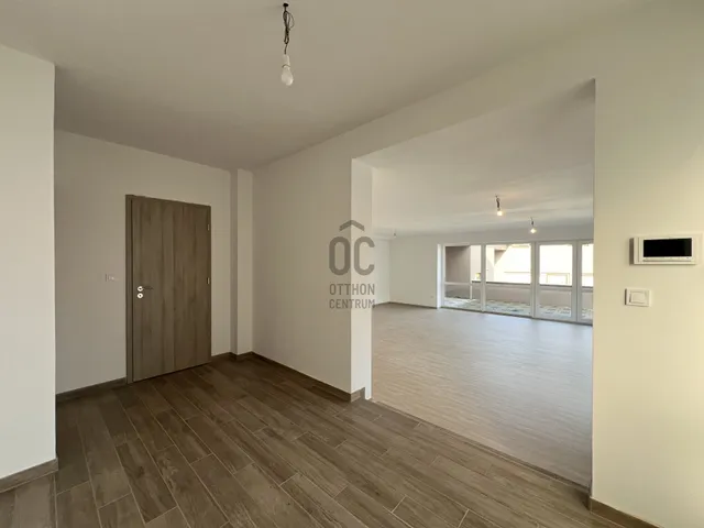 Eladó lakás Szekszárd, Felsőváros 147 nm