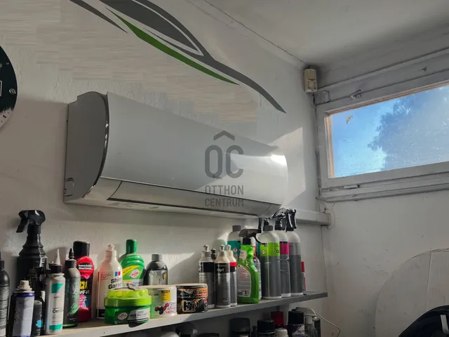 Eladó kereskedelmi és ipari ingatlan Szekszárd 117 nm