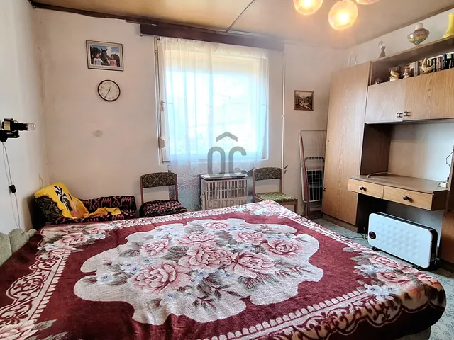 Eladó ház Sárpilis 67 nm