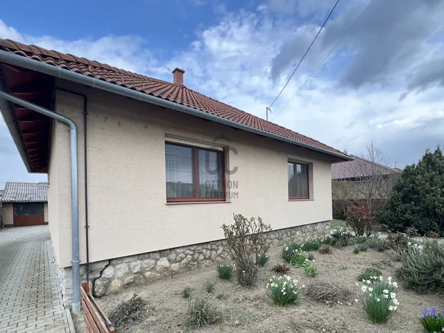 Eladó ház Szekszárd 92 nm