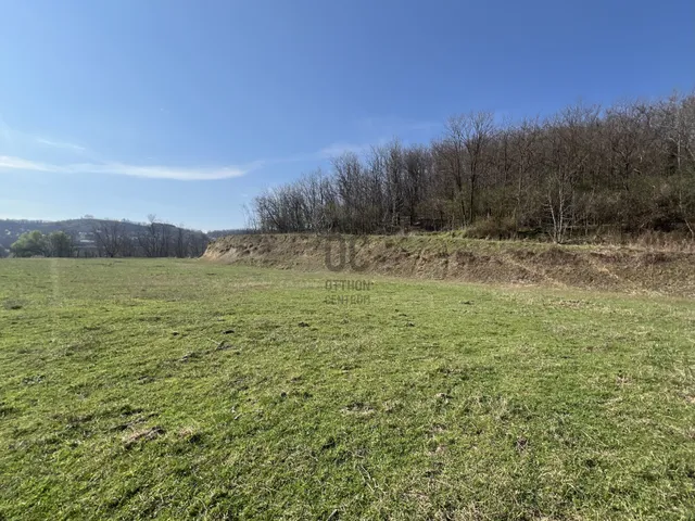 Eladó telek Szekszárd 7586 nm