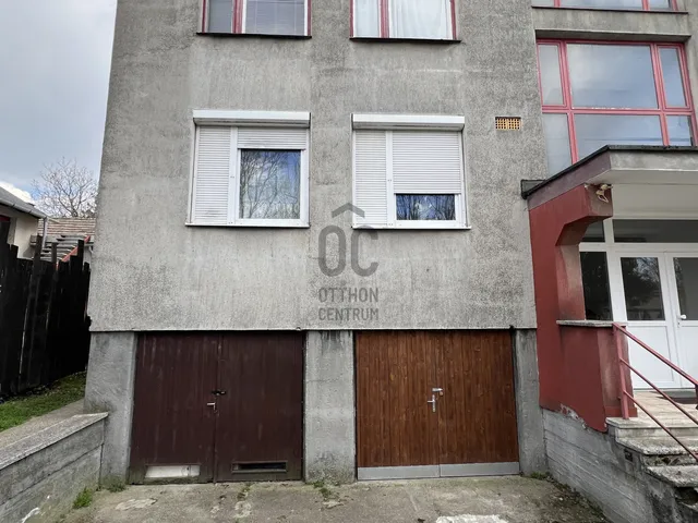 Eladó garázs Simontornya 14 nm