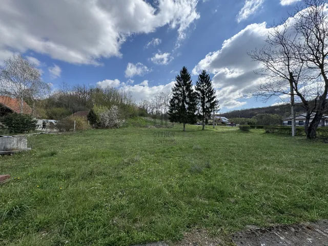 Eladó telek Szálka 1840 nm