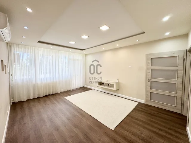 Eladó lakás Szekszárd, Bakta 71 nm