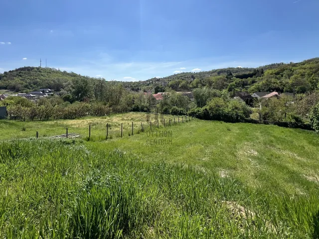 Eladó telek Szekszárd 901 nm