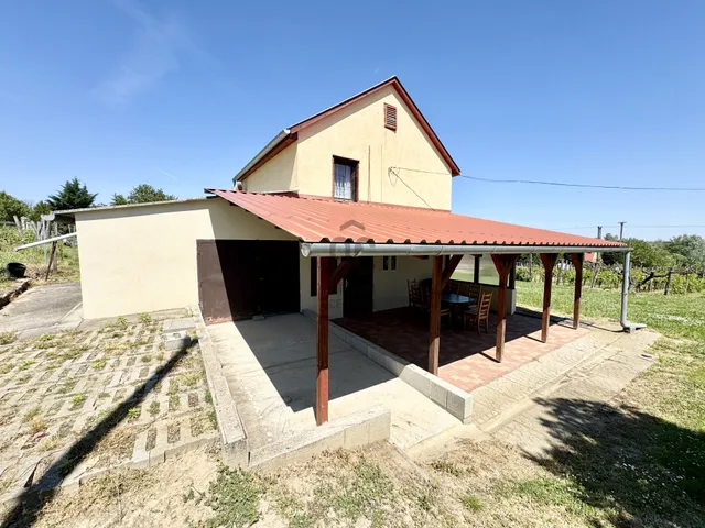 Eladó ház Szekszárd, Palánkihegy 57 nm