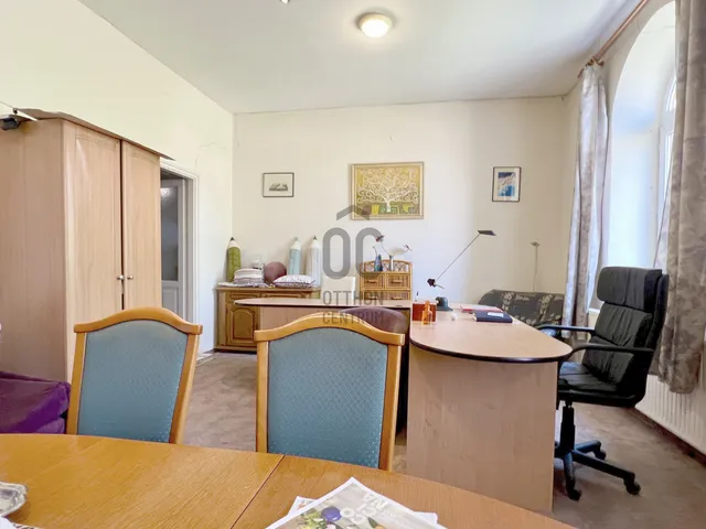 Kiadó kereskedelmi és ipari ingatlan Szekszárd 37 nm