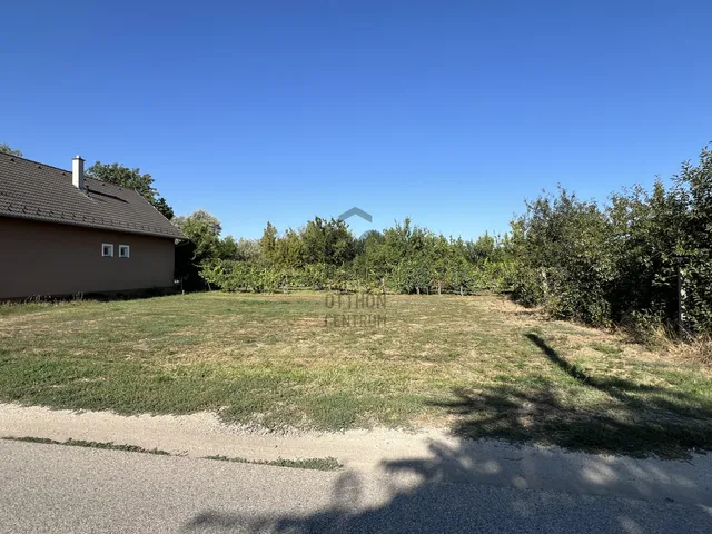 Eladó telek Sióagárd 379 nm