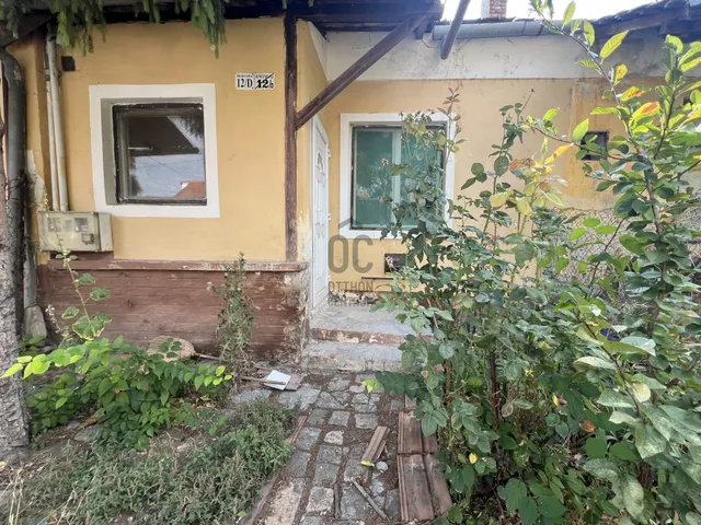 Eladó lakás Szekszárd 37 nm