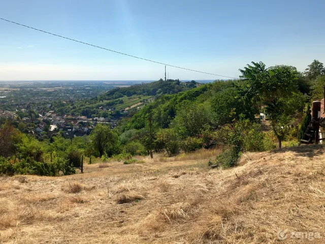 Eladó ház Szekszárd 30 nm