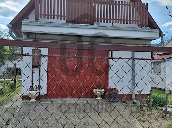 Eladó ház Paks, Lakótelep 38 nm