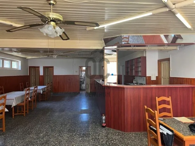 Eladó kereskedelmi és ipari ingatlan Kalocsa 148 nm