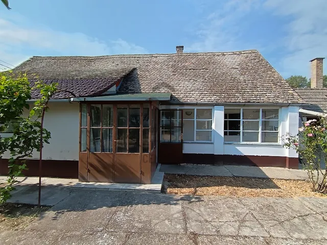 Eladó ház Gerjen 93 nm