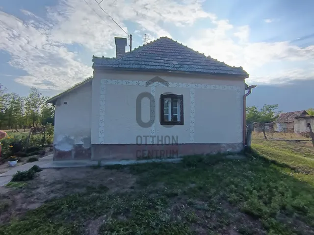 Eladó ház Paks 70 nm
