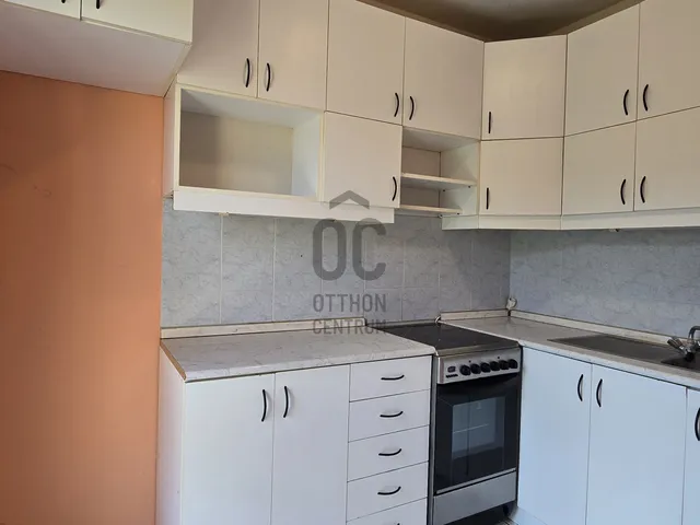 Eladó lakás Paks, Lakótelep 48 nm