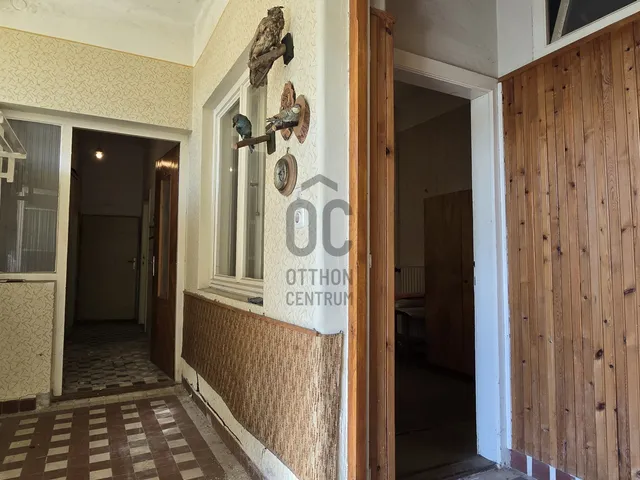 Eladó lakás Paks 114 nm