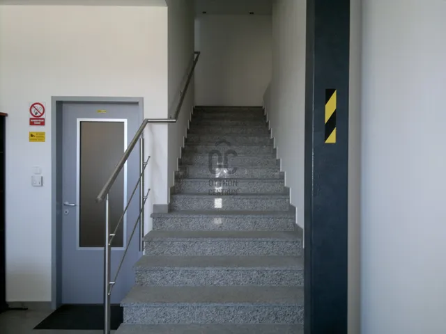 Eladó kereskedelmi és ipari ingatlan Paks 437 nm