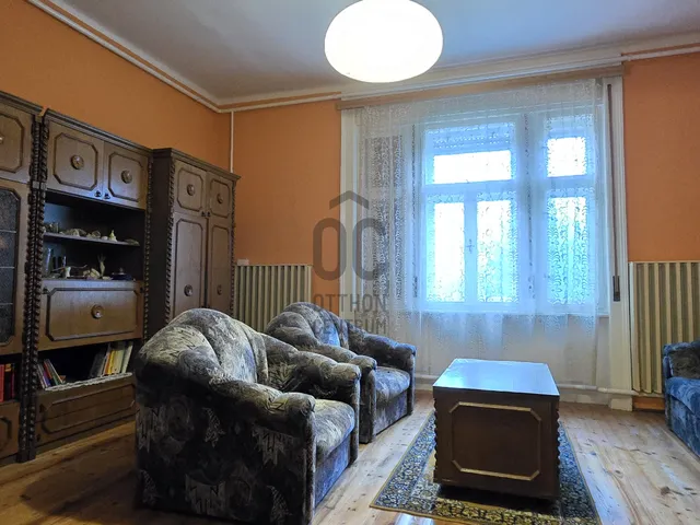 Eladó ház Kölesd 160 nm