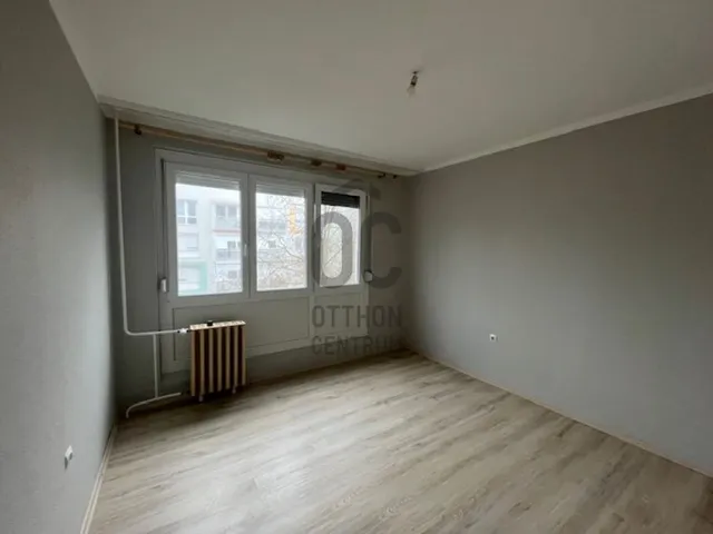 Kiadó lakás Paks, Lakótelep 48 nm