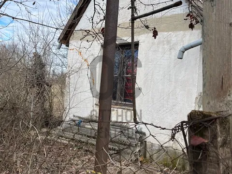 Eladó mezőgazdasági ingatlan Paks 854 nm