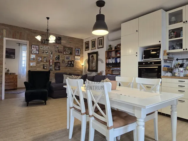 Eladó ház Paks, Óváros 105 nm