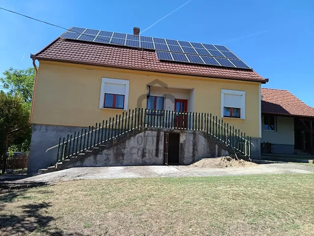 Eladó ház Bölcske 129 nm