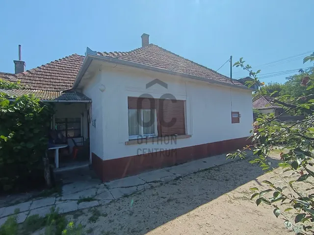 Eladó ház Németkér 105 nm