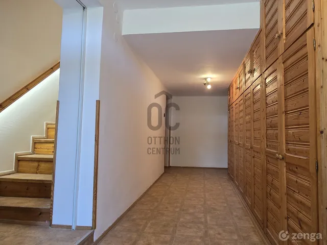 Eladó ház Szekszárd 200 nm
