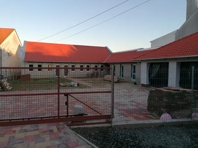 Eladó lakás Pécs, Piricsizma 67 nm