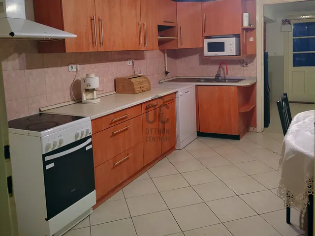 Eladó ház Geresdlak, Árpád utca 72 nm