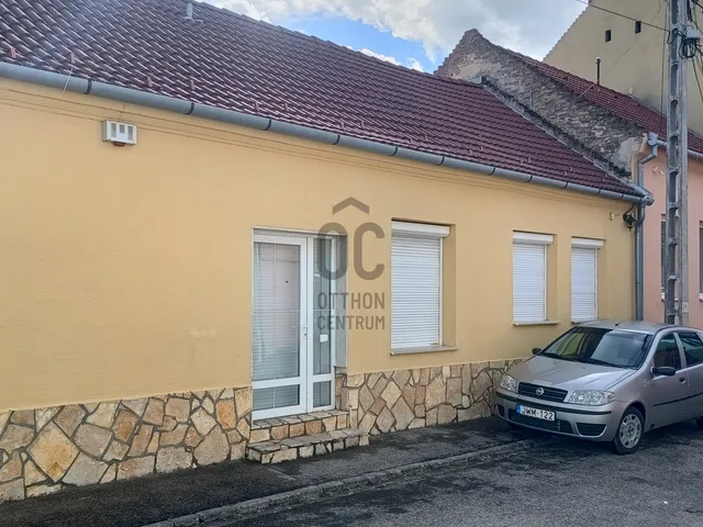 Eladó ház Pécs, Belváros 140 nm