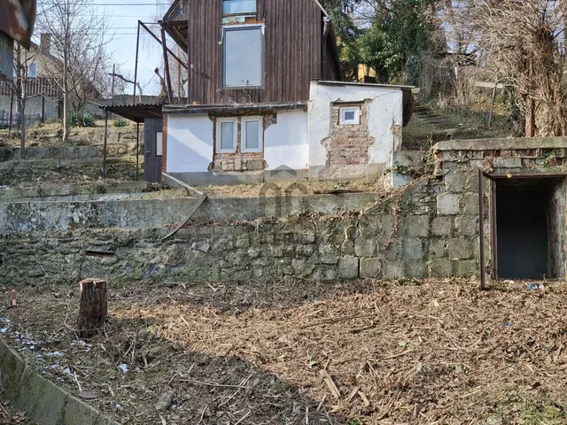 Eladó telek Pécs, Bánom 824 nm