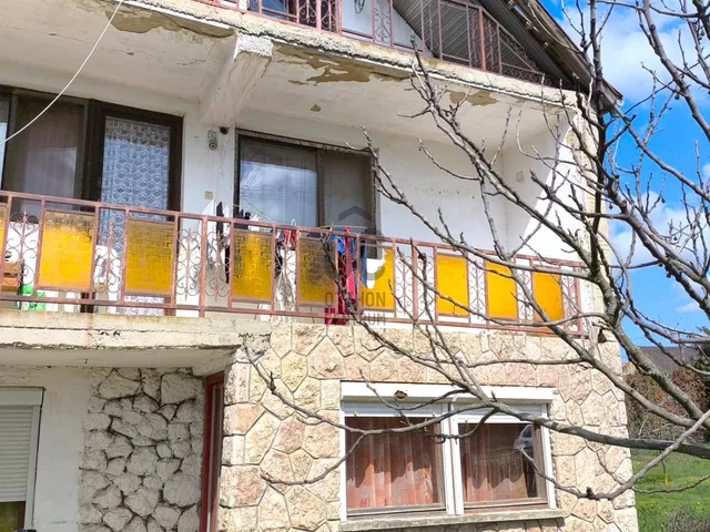 Eladó ház Erzsébet 200 nm
