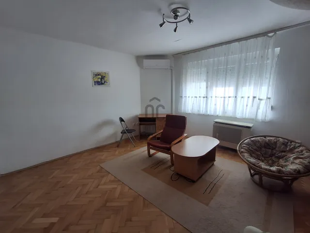Kiadó lakás Pécs, Belváros 43 nm