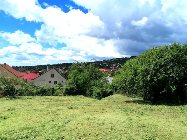 Eladó telek Pécs, Rigóder 983 nm