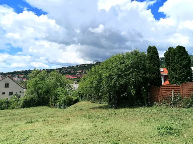 Eladó telek Pécs, Rigóder 983 nm