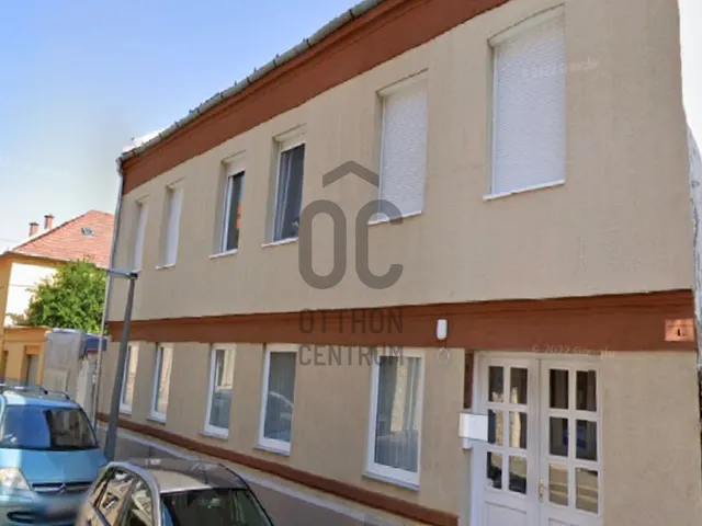 Kiadó kereskedelmi és ipari ingatlan Pécs, Belváros 110 nm