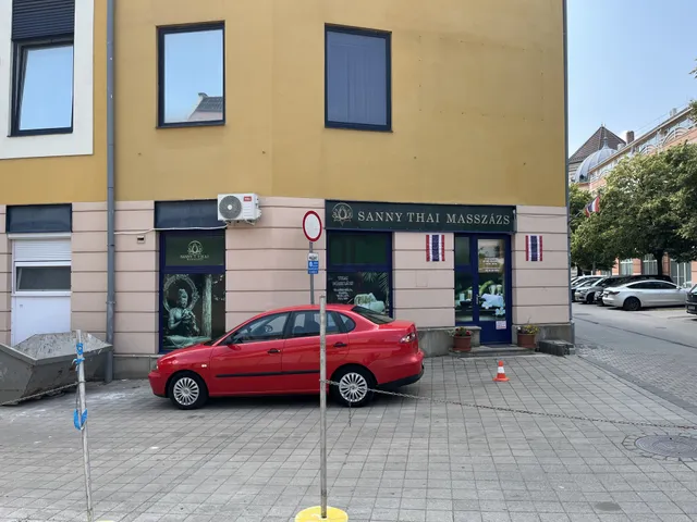 Eladó kereskedelmi és ipari ingatlan Pécs, Belváros 46 nm