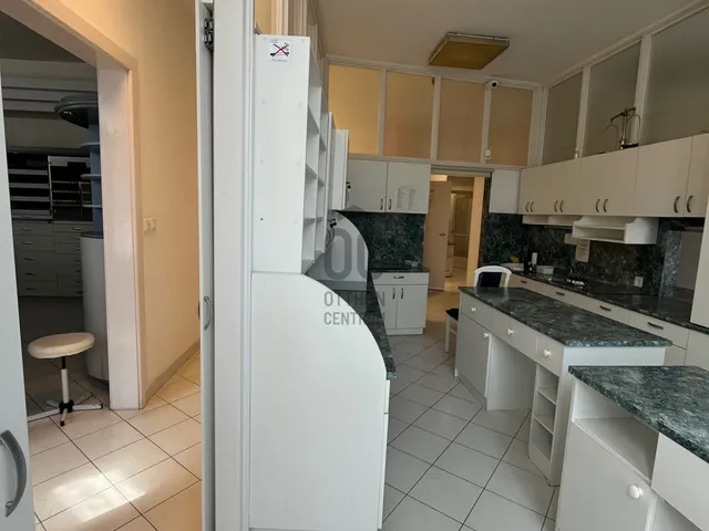 Eladó kereskedelmi és ipari ingatlan Pécs, Belváros 154 nm