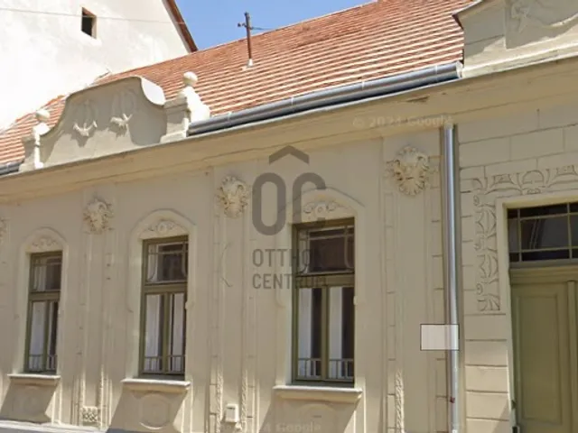 Eladó ház Pécs, Belváros 133 nm