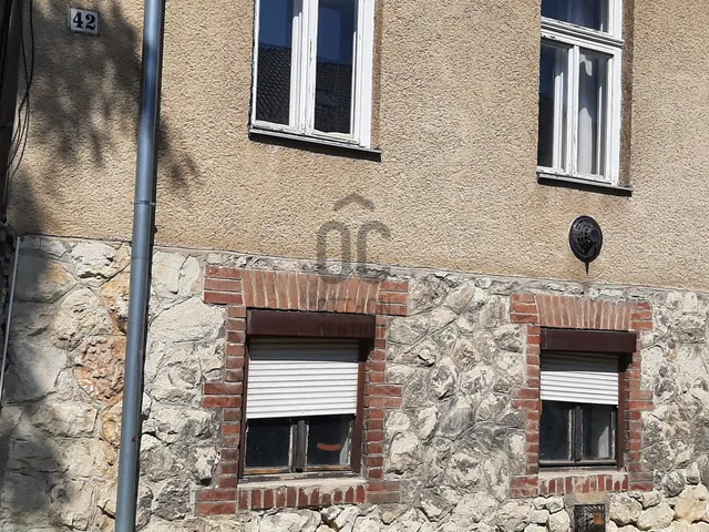 Eladó ház Pécs, Ispitaalja 90 nm