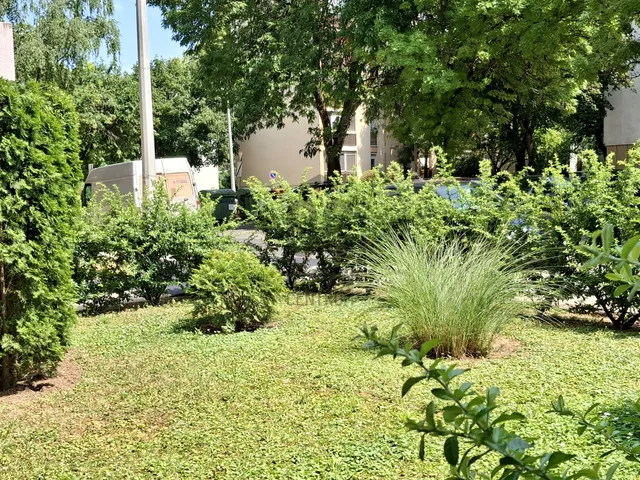 Eladó lakás Pécs, Kertváros 74 nm