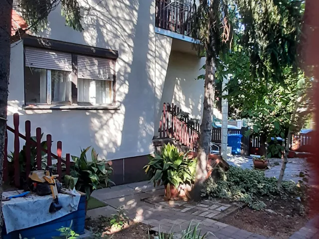 Eladó ház Pécs, Ledina 258 nm