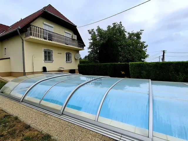 Eladó ház Pécsvárad 215 nm