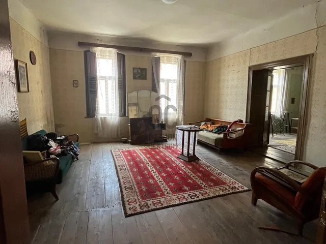 Eladó ház Siklós 300 nm