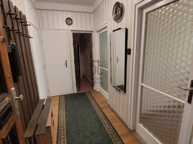 Eladó lakás Pécs, Uránváros 66 nm